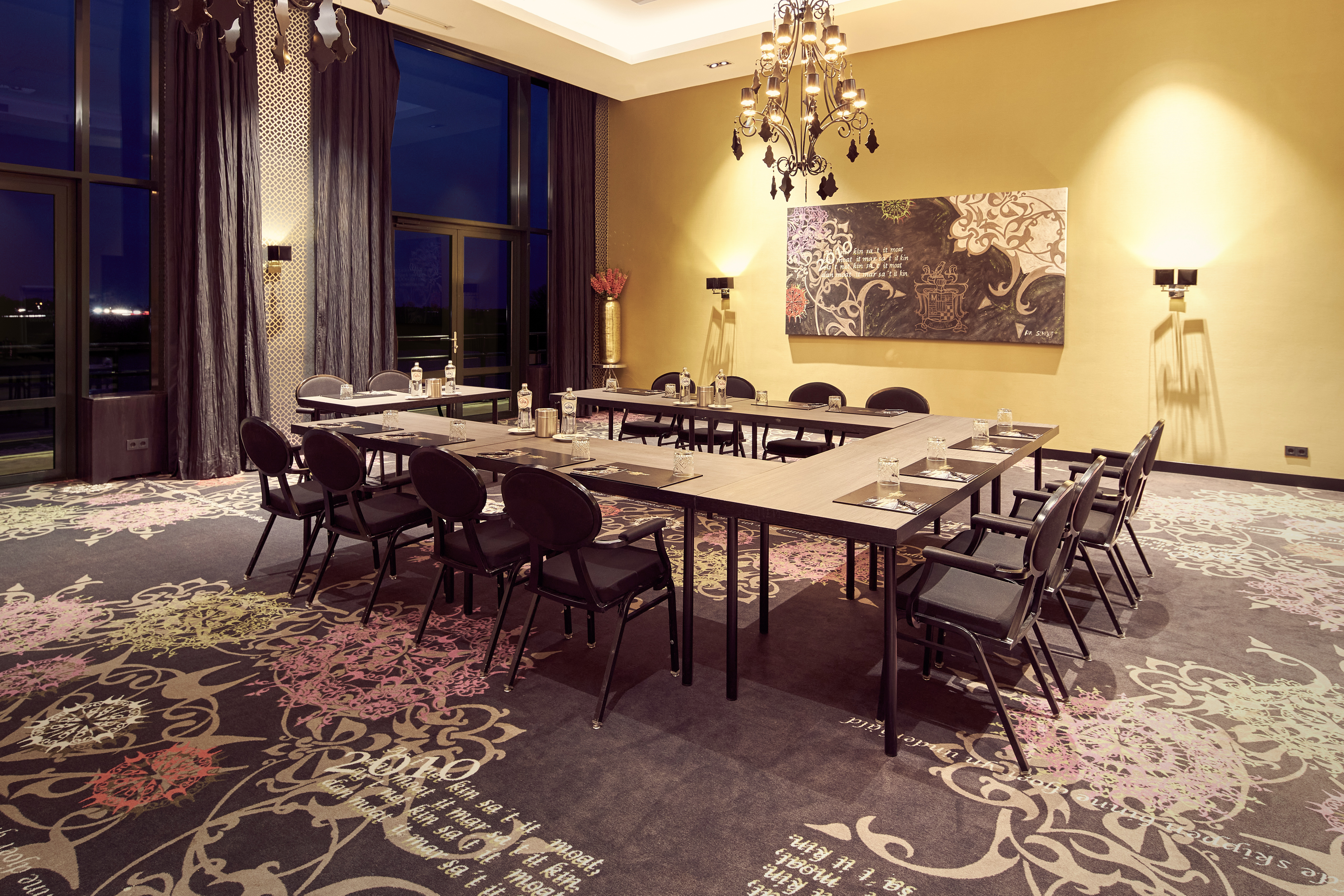 Rooms from 2 - 500 persons