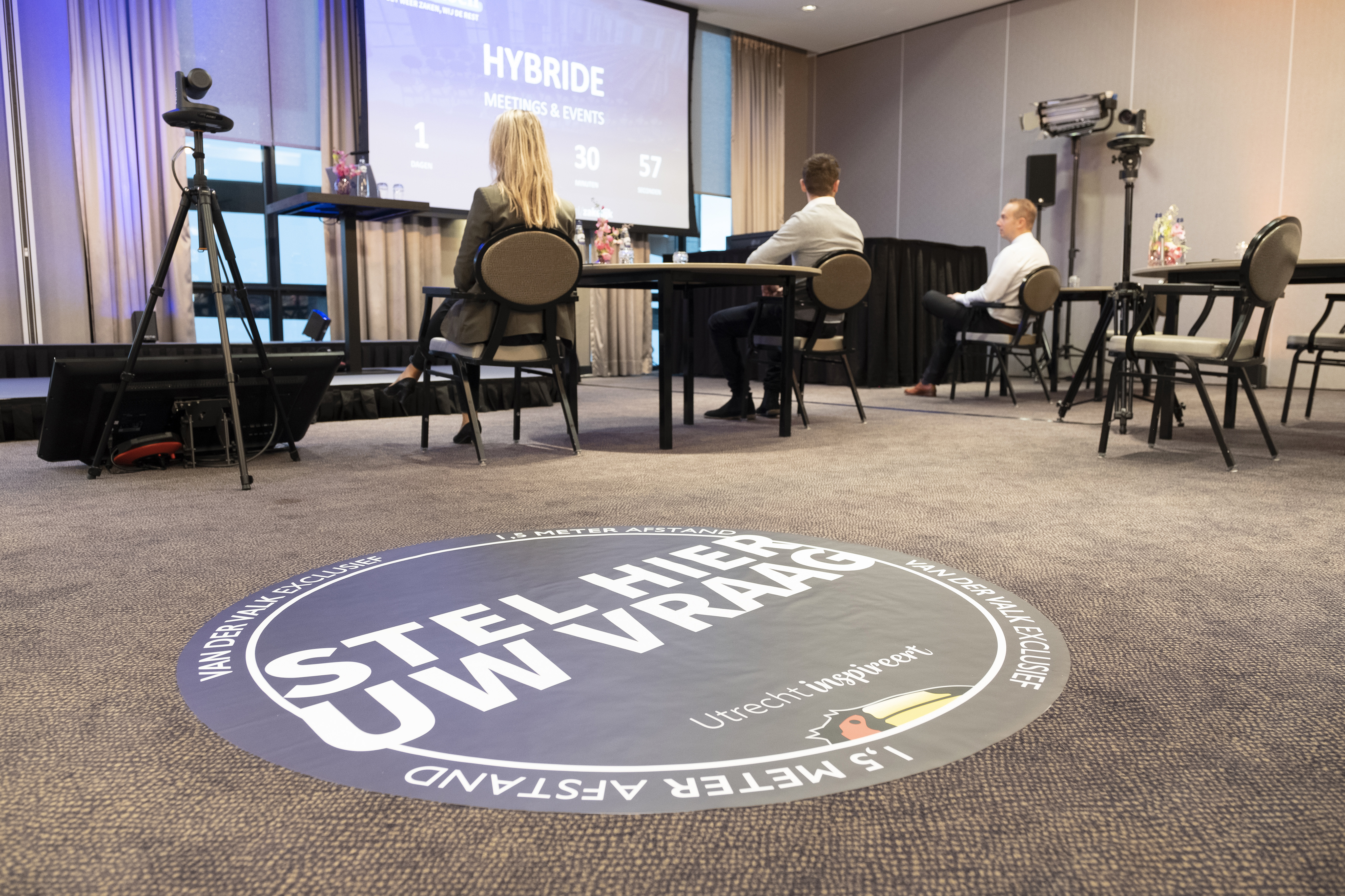 An onsite help desk & support