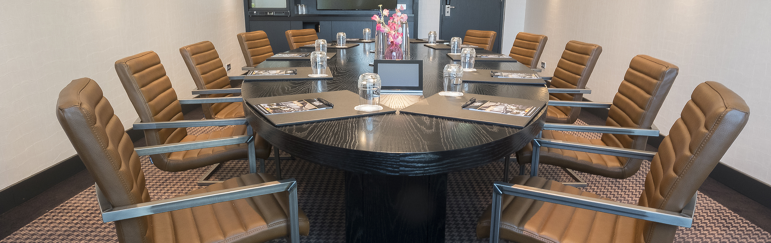 Boardrooms van 2 tot 15 personen