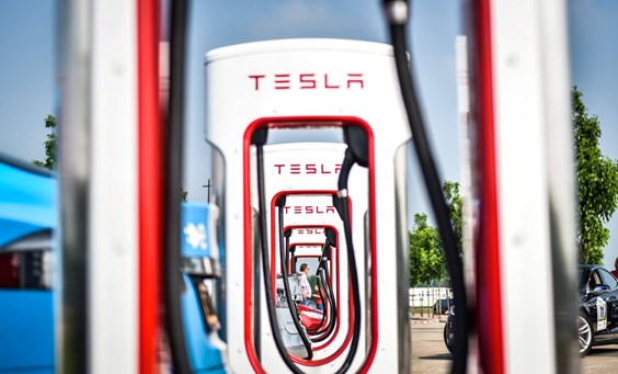 Bijtanken voor u en uw auto