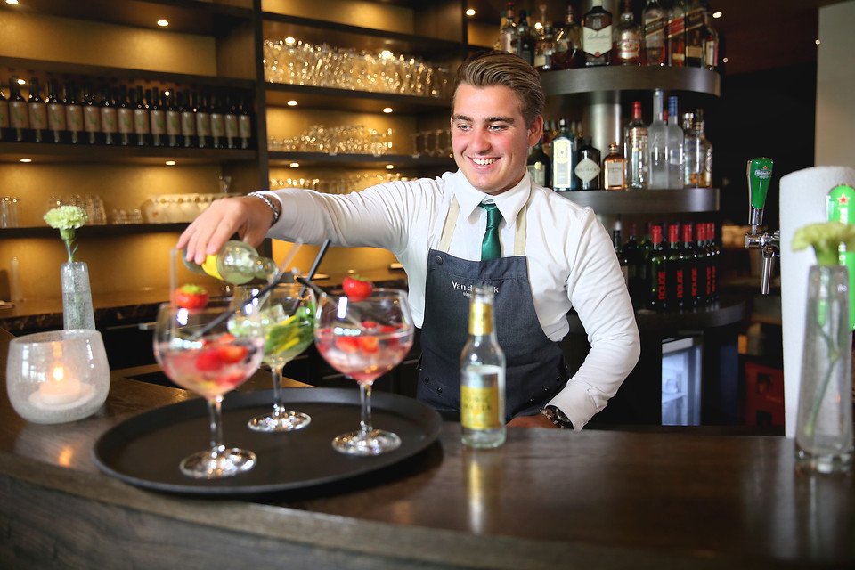 Schitteren in de bar