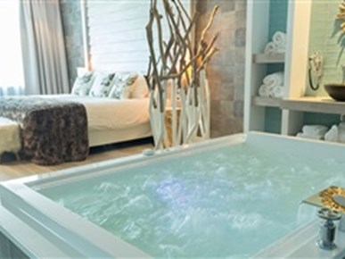 Hotelkamer met bubbelbad