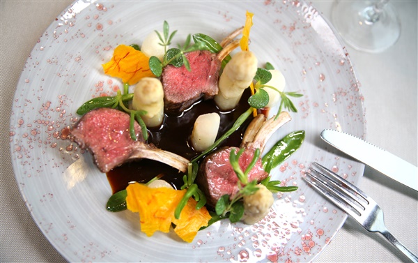 Uitgeserveerd 4-gangen diner