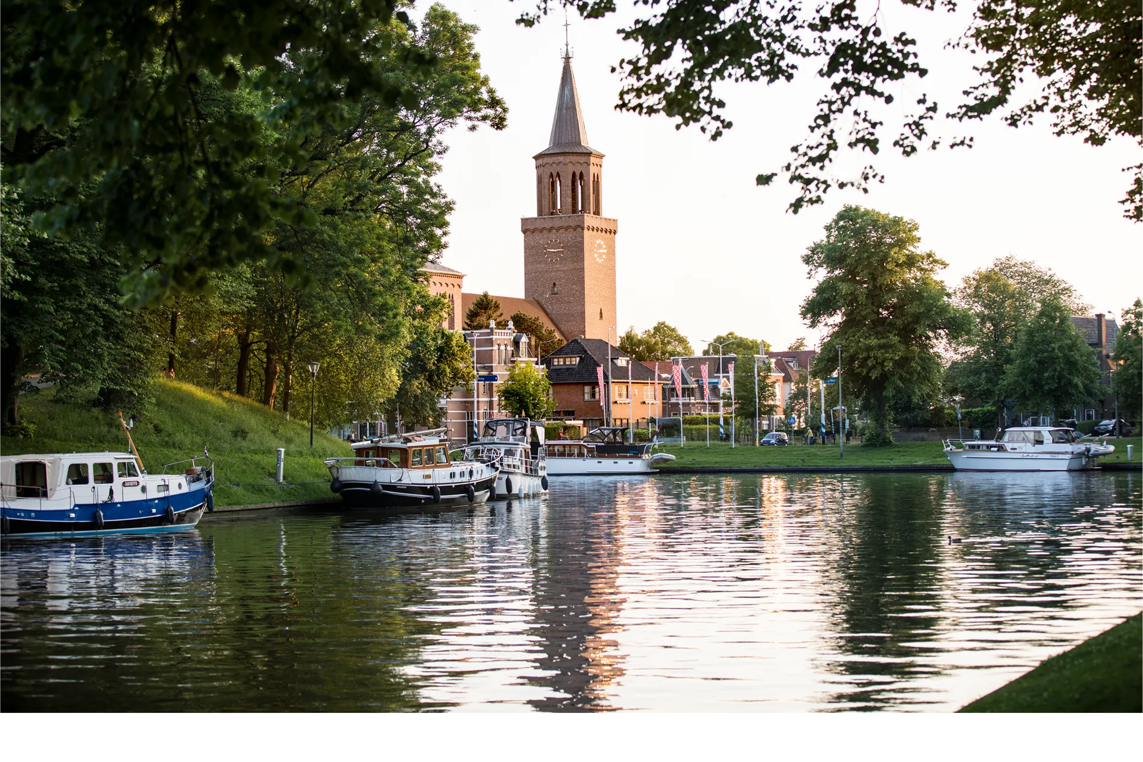 "De Prinsentuin" (city park and small marina)