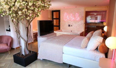 Rosa Suite Rosa Suite