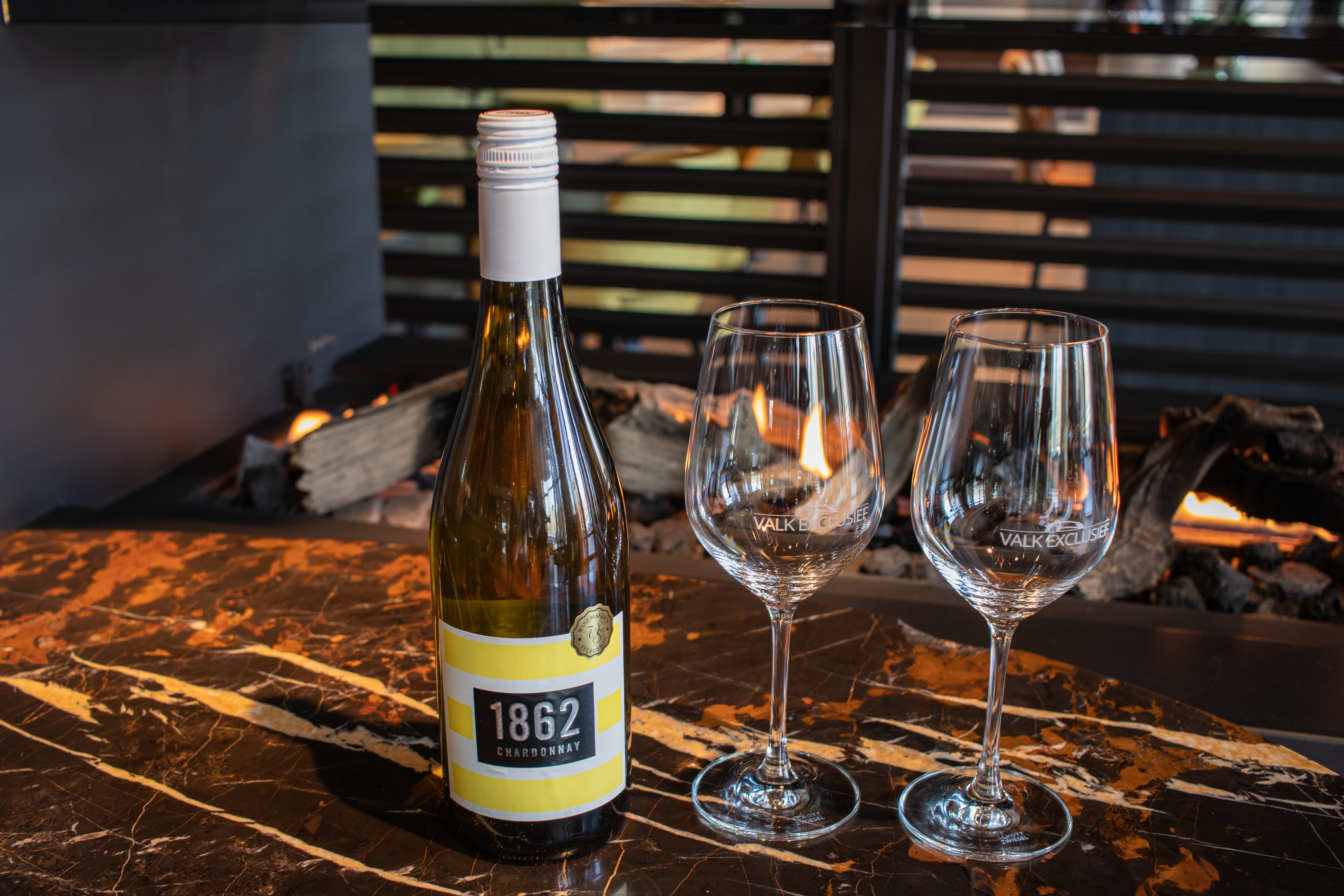 Fles huiswijn wit droog € 27,50