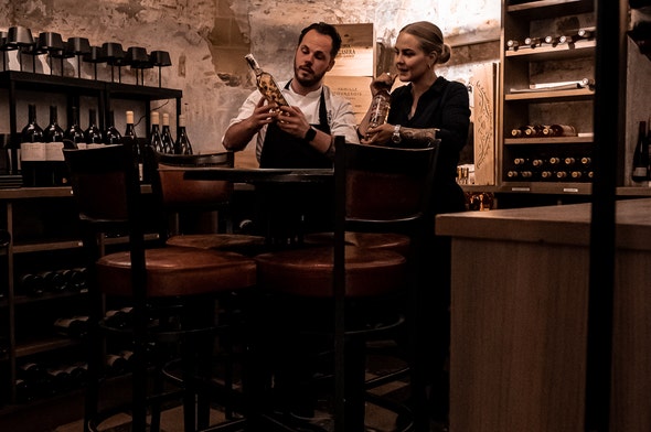 Bar medewerker Bar medewerker