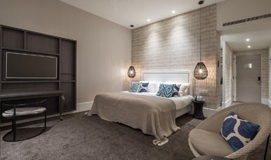 Comfort Room Comfort Room