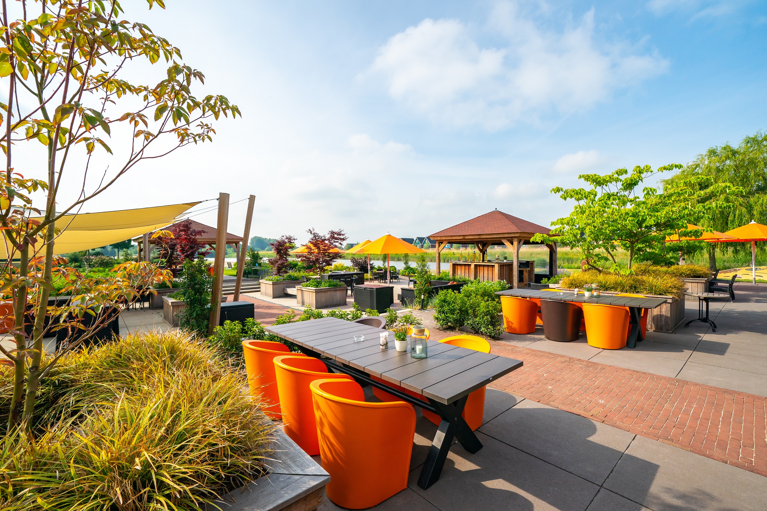 Terras, zwemplas & strand