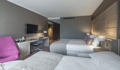 Comfort + 3-double room