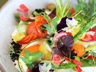 Maart & April Maart & April