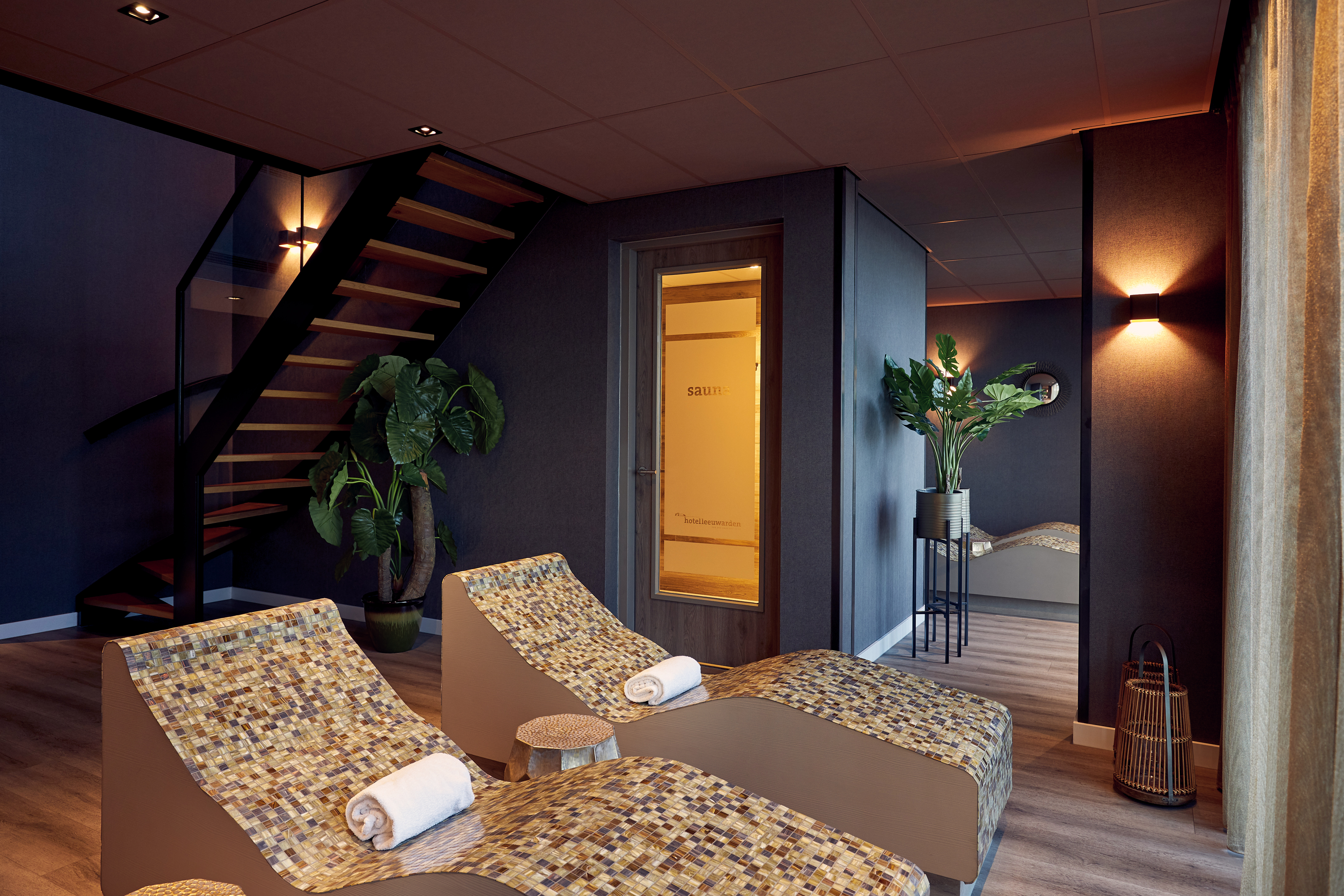 Beheizte Saunabänke