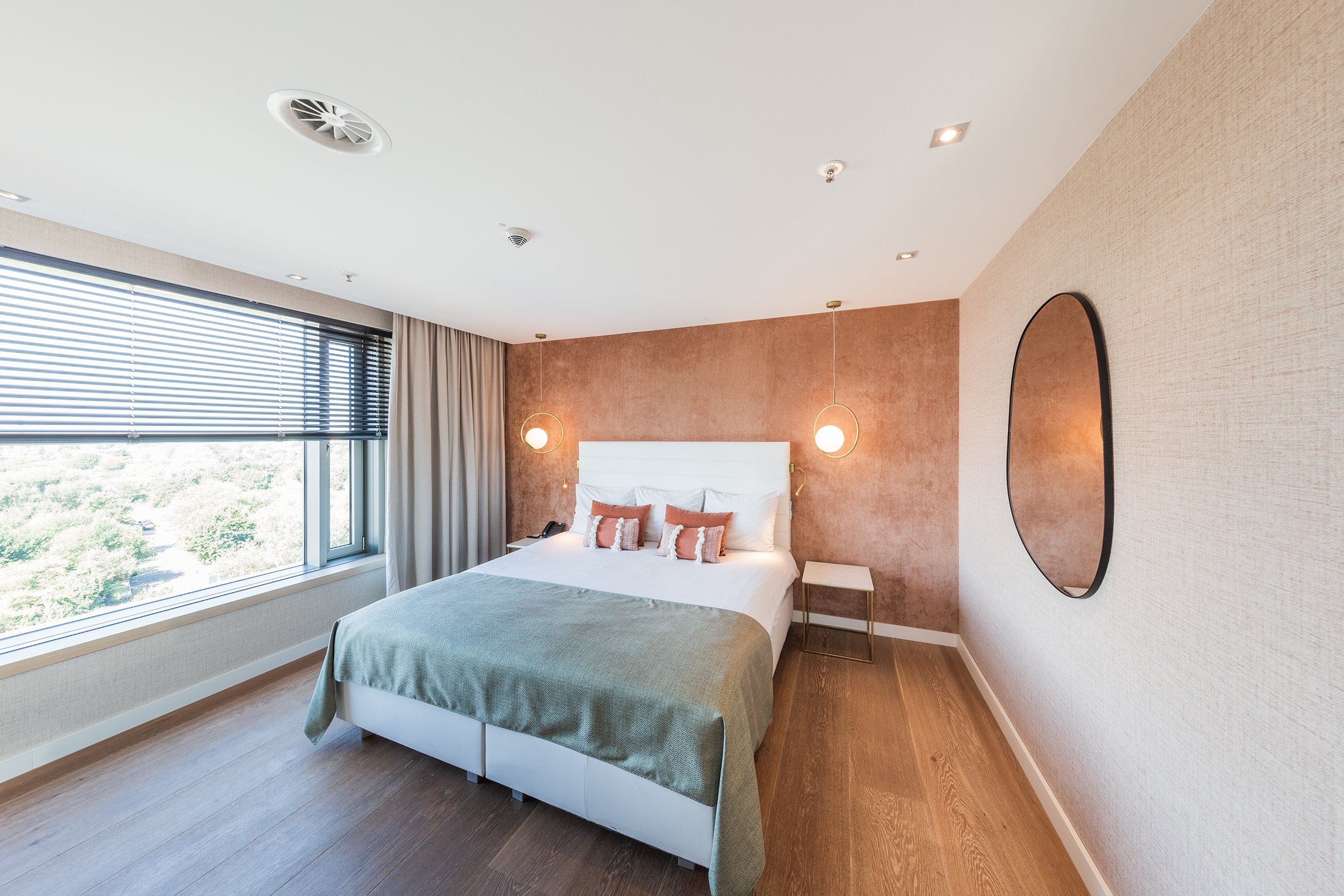 Romantic Suite King Bed