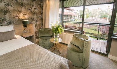 Comfort kamer met balkon parkzijde Comfort kamer met balkon parkzijde