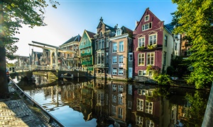 Mini break arrangement