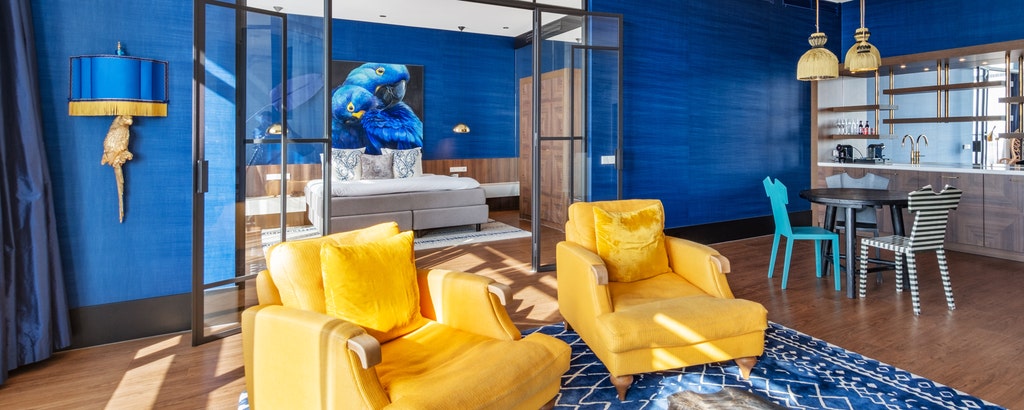 Blauwe Ara suite Hotel Den Haag-Nootdorp