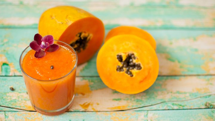 Turmeric and papaya smoothie for luscious locks