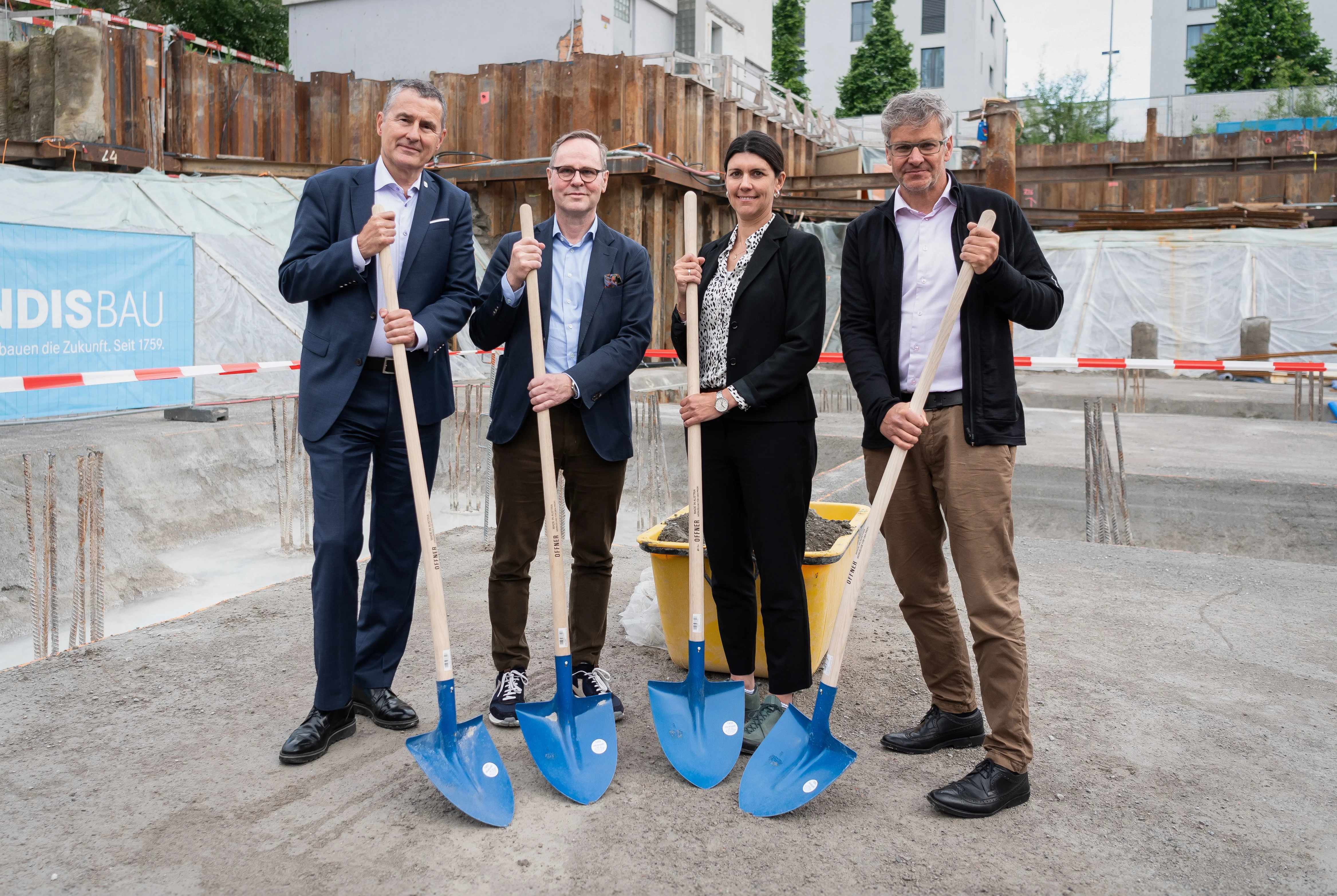 2024-Zug Site Construction Ceremony Techcluster Grundsteinlegung-SHL-42