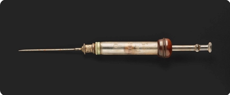 An image of the oldest syringe said to have been used by Dr. Alexander Wood5.
