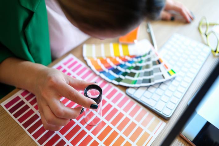 Checking color swatches