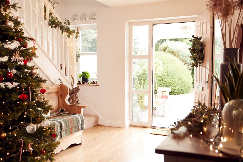 Holiday Door Décor That Says, “So Glad You Dropped By!”