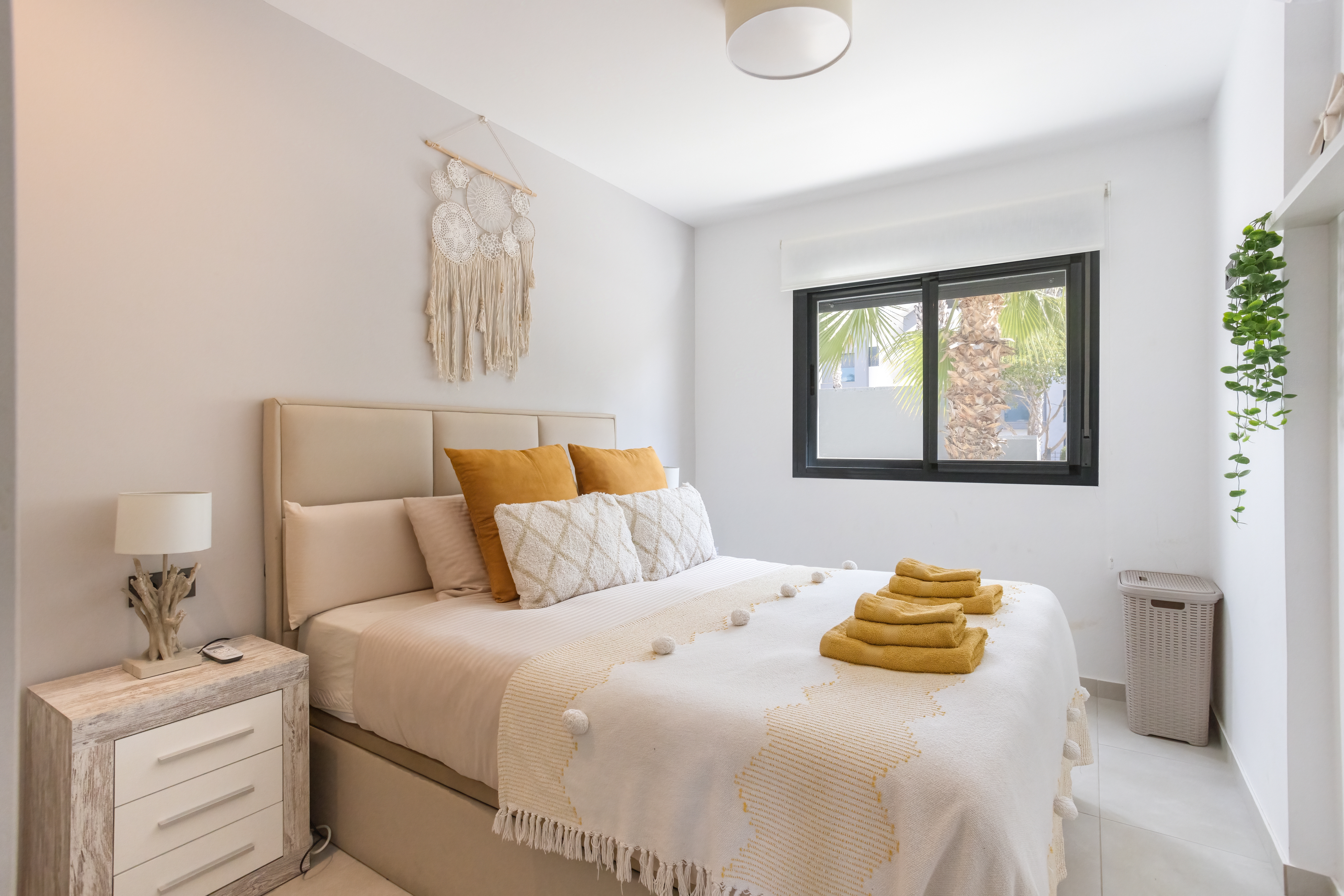 Neutral and Cozy Bedroom