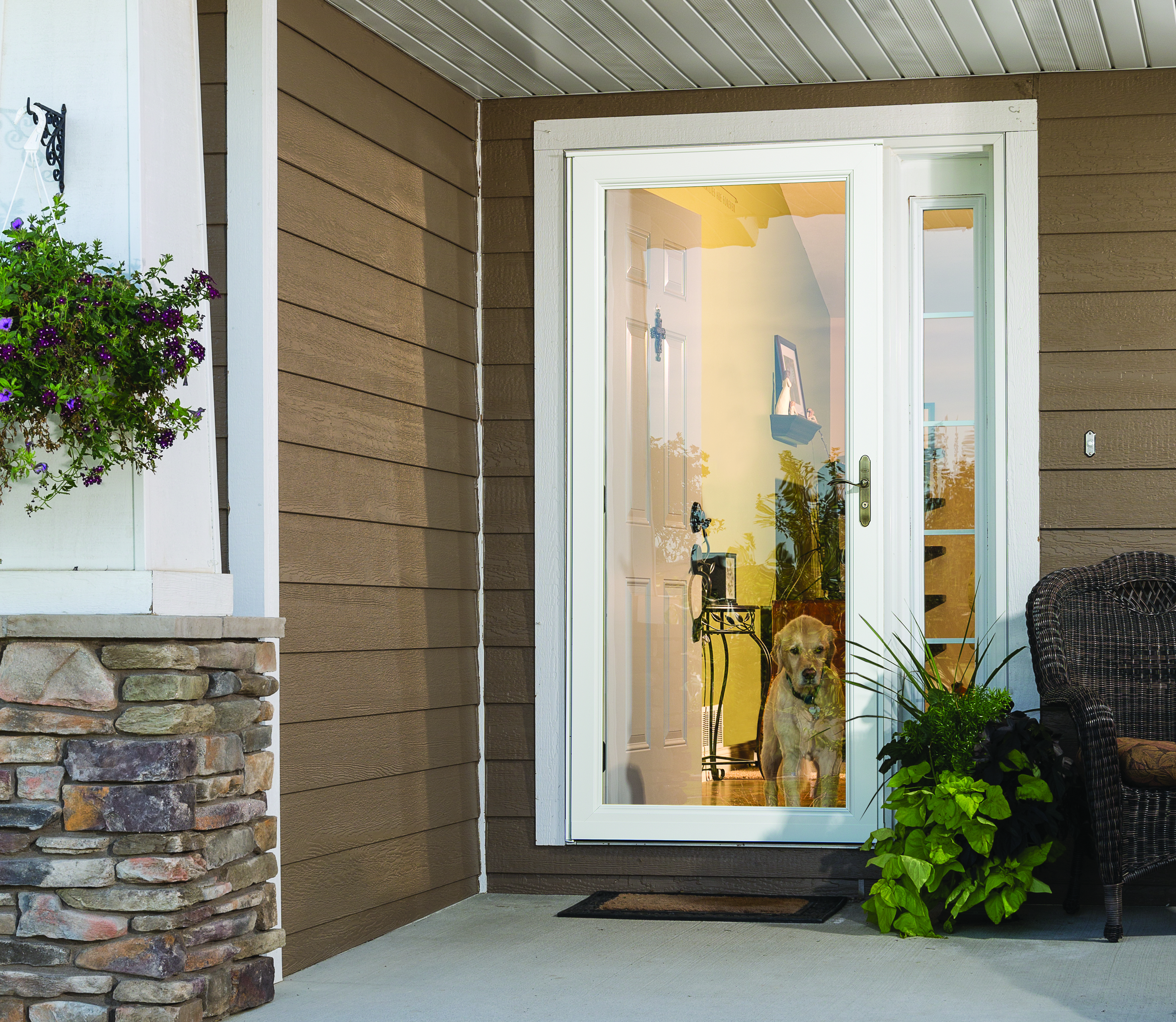 7 Reasons to Install a Storm Door
