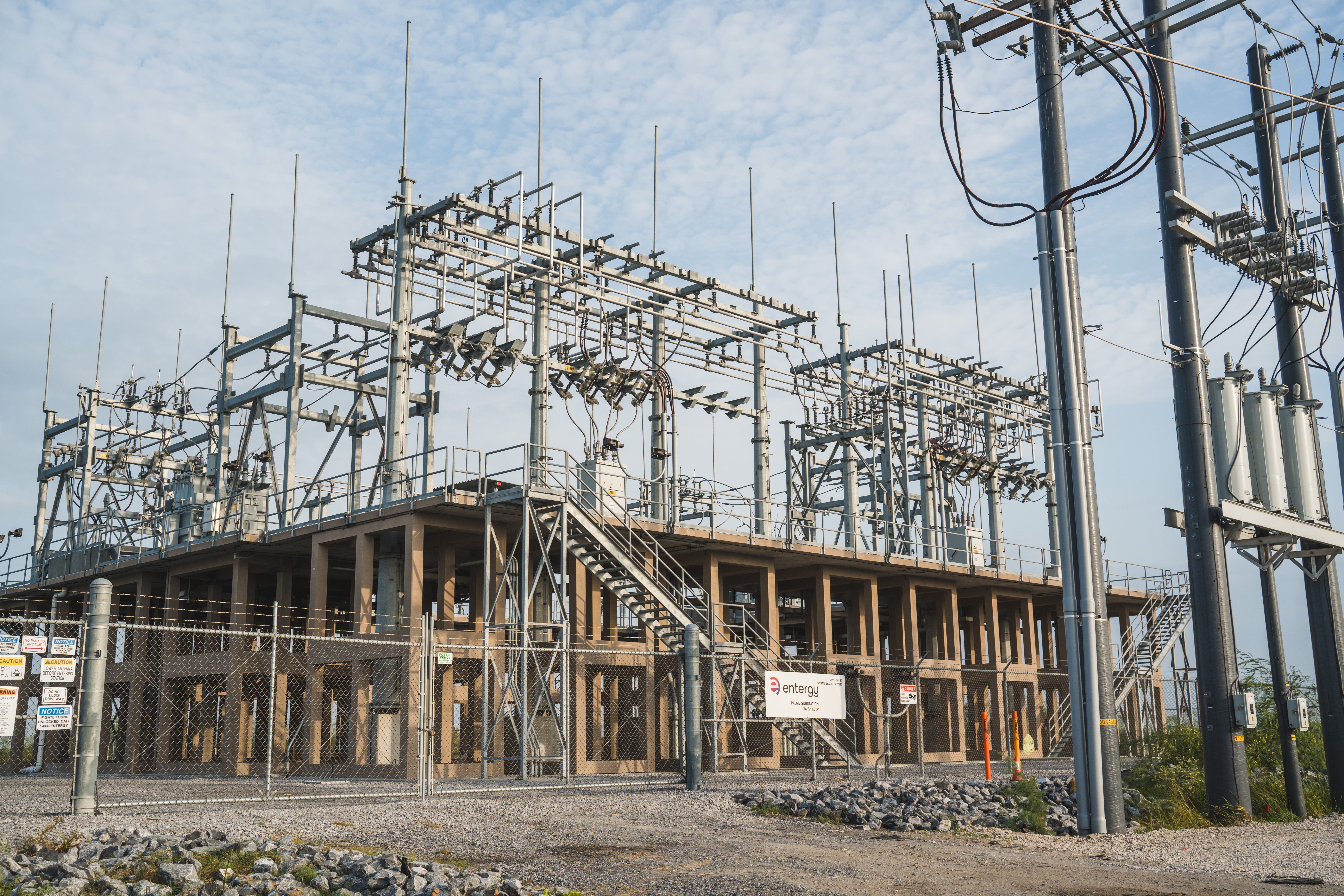 Bolivar Peninsula work for Entergy