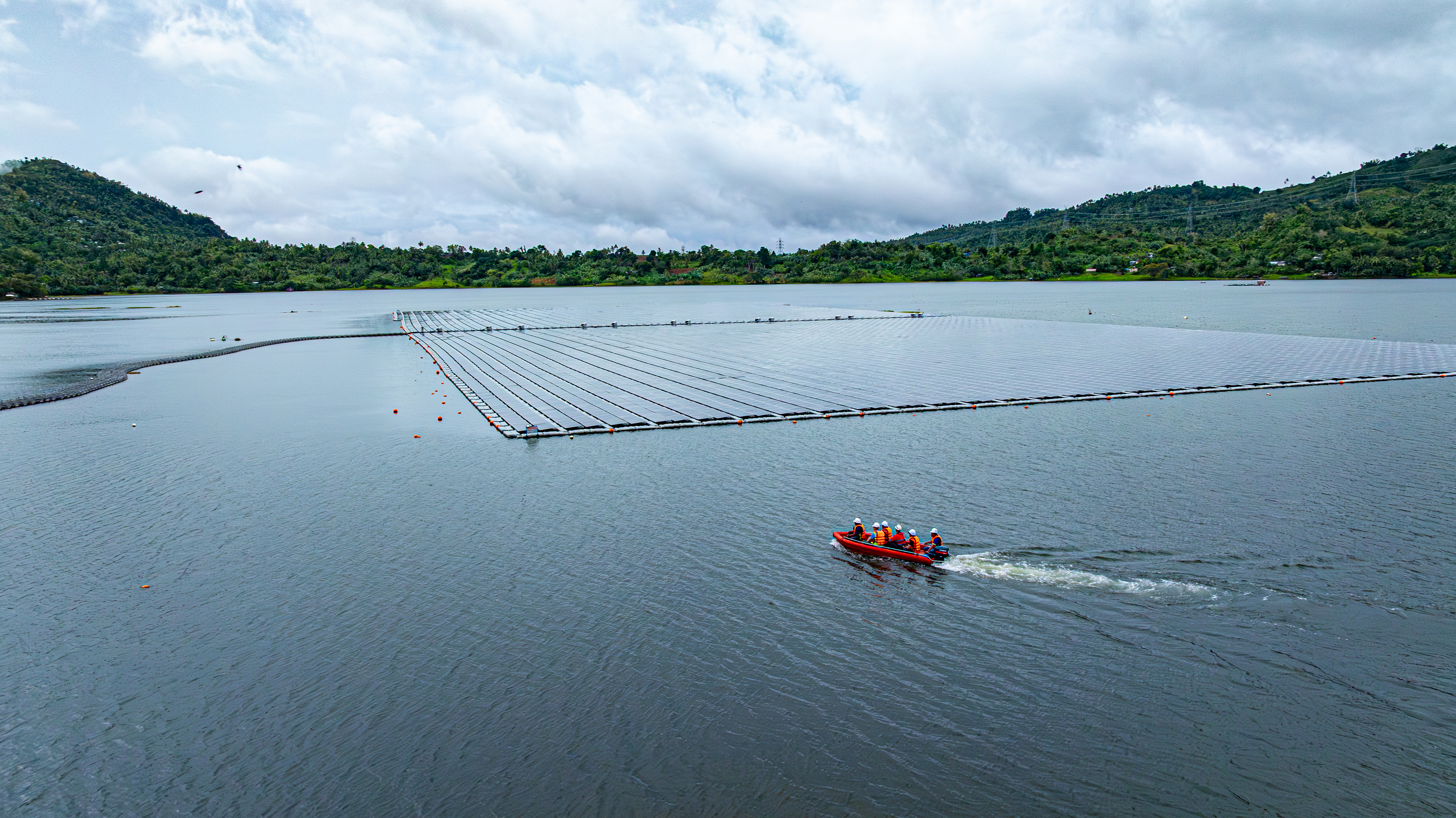 Floating Solar Panel
