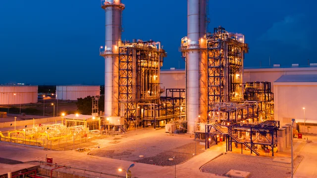 Two Combined Cycle Plants Are Completed at the Same Time by One Team