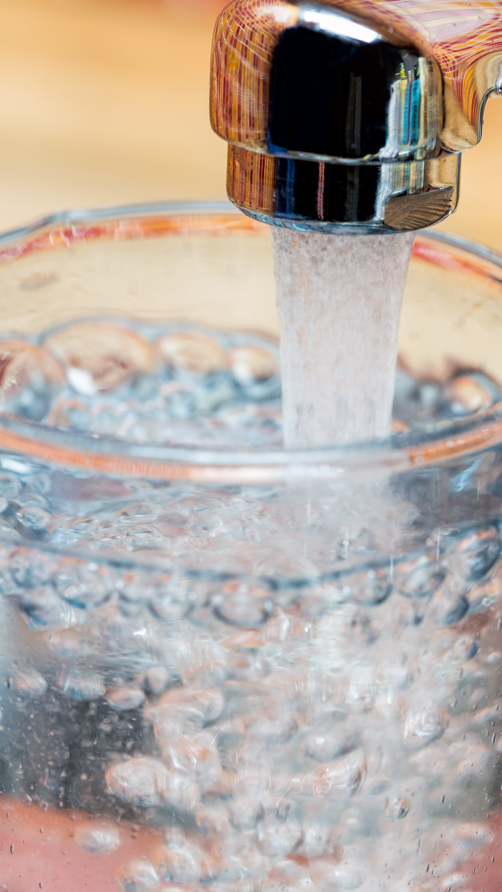 Water faucet