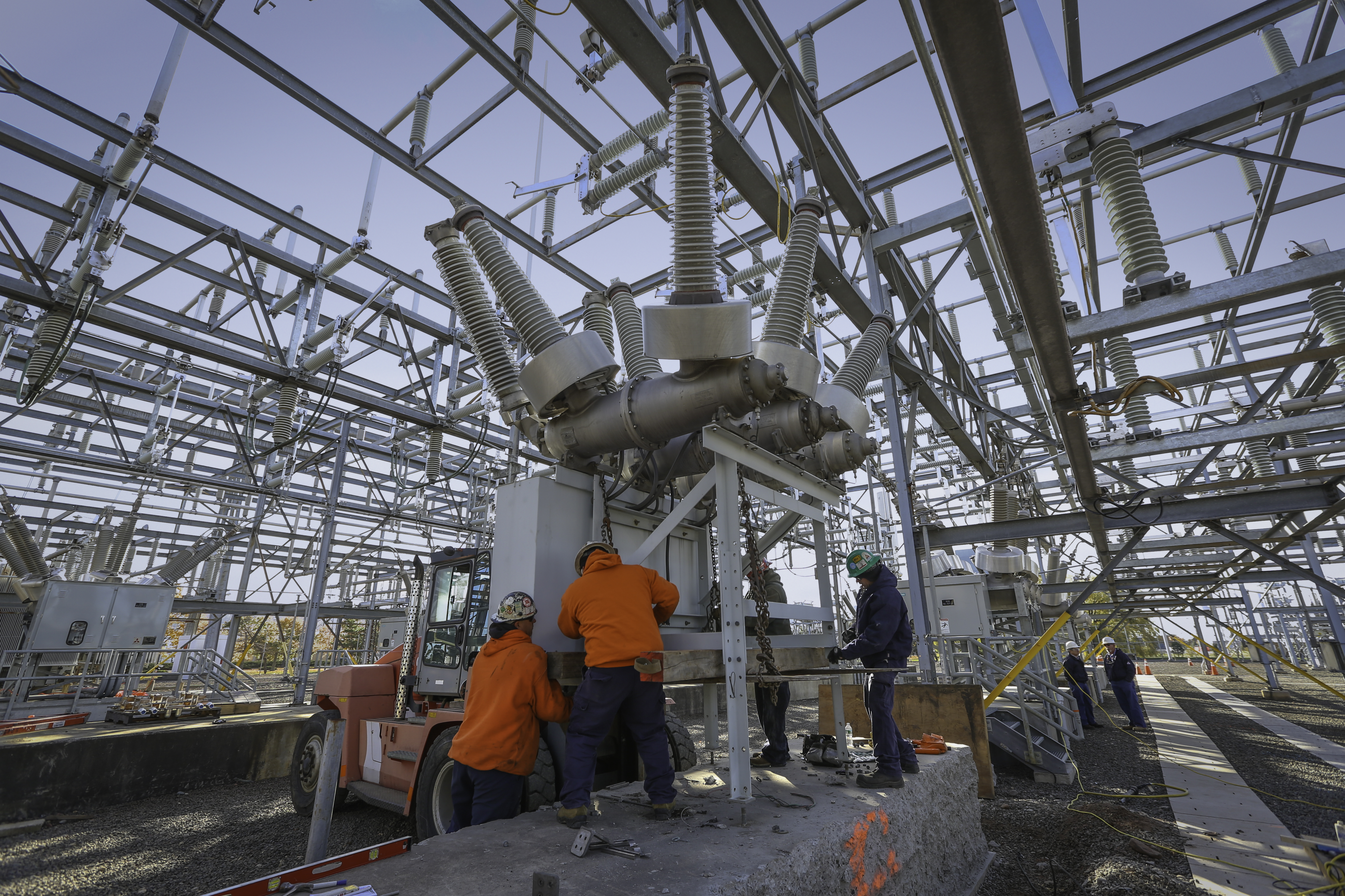 Despite Superstorm Sandy, Black & Veatch Installs a Distribution Substation On Time