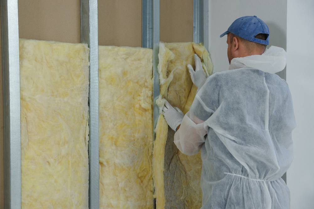 Expert installer with years of experience, specializing in energy-efficient fiberglass batt insulation for optimal home performance.