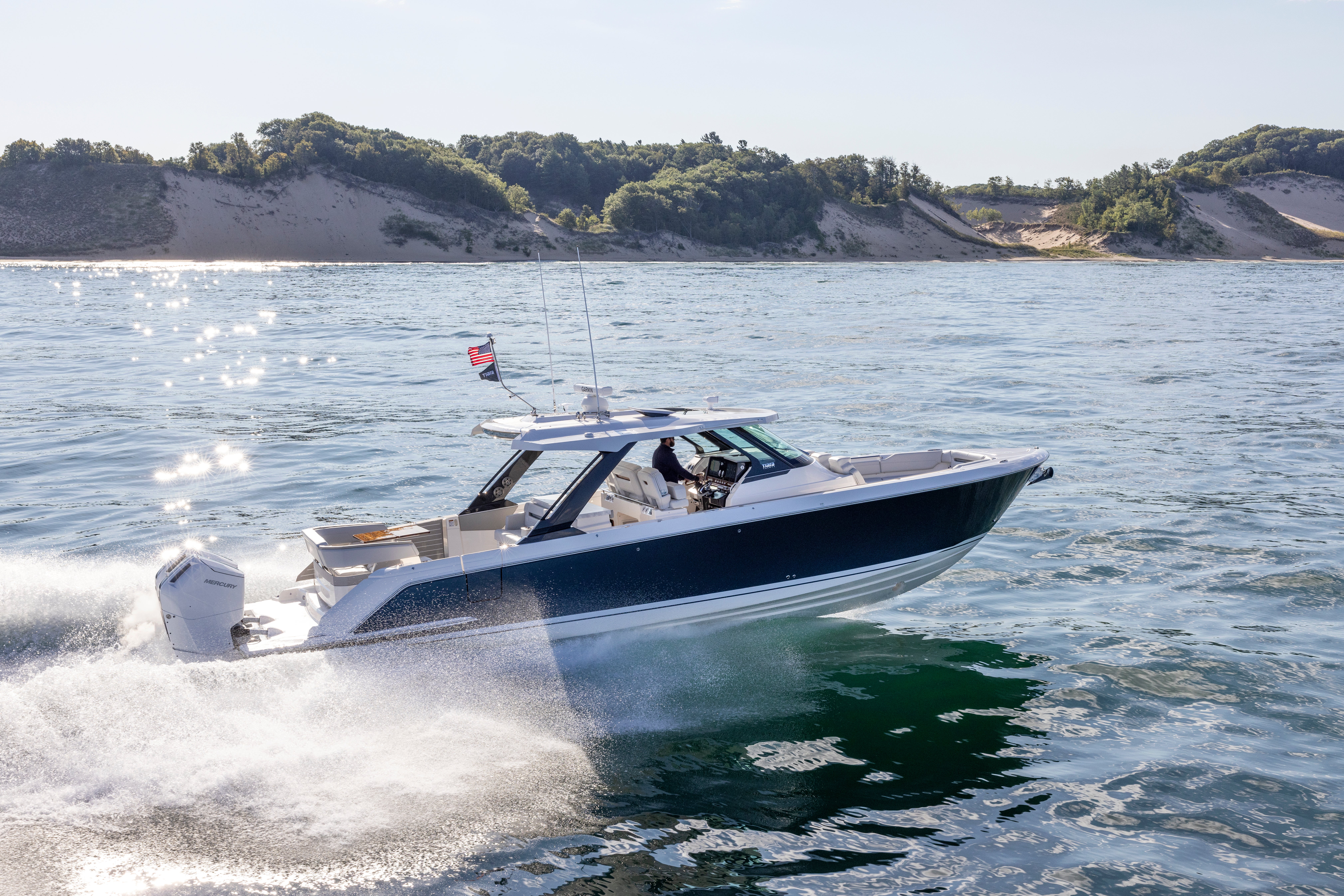Tiara 43 LS
