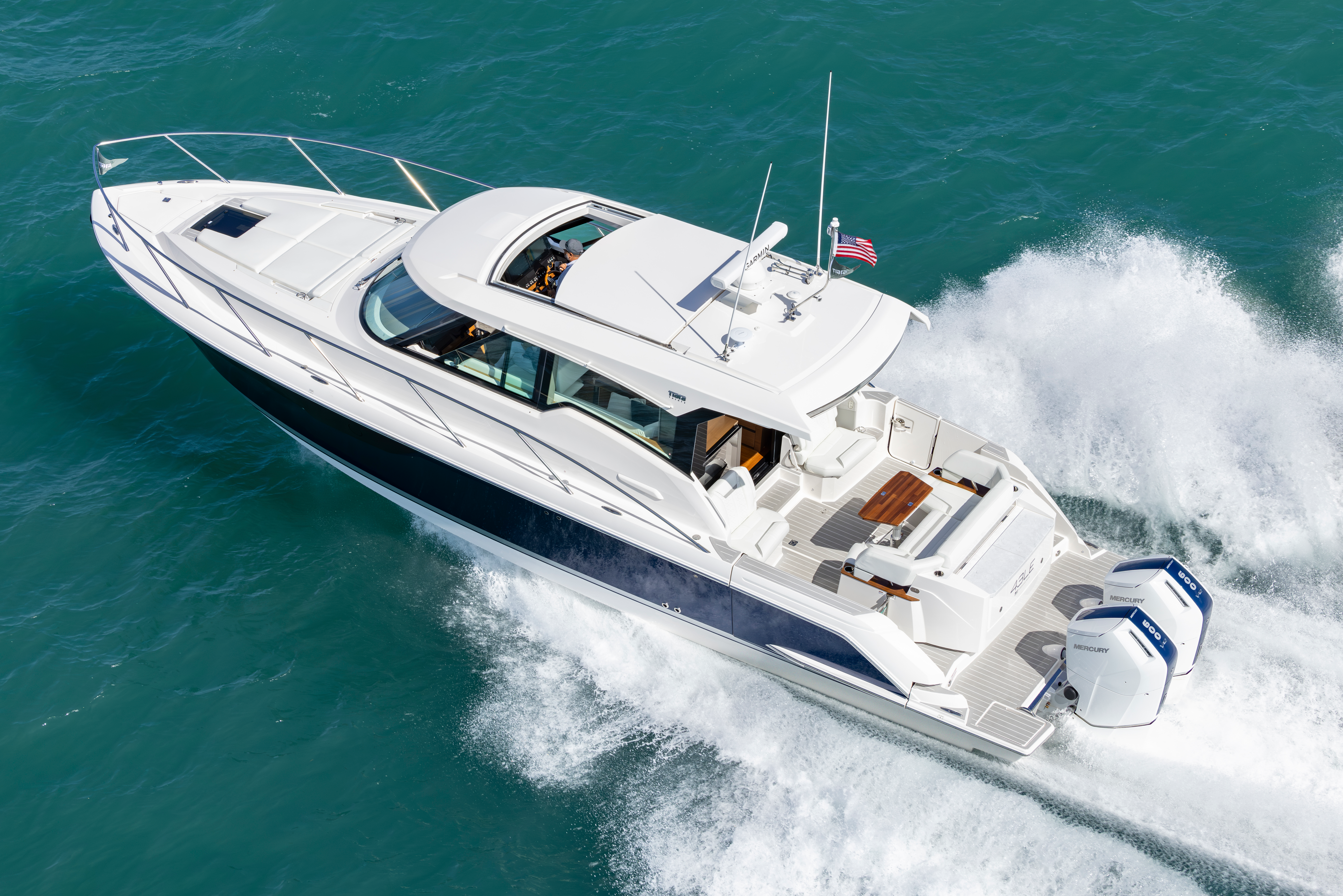 Tiara 43 LE
