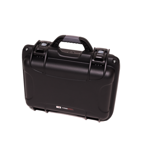 Waterproof case w/divider system; 13.8"x9.3"x6.2"