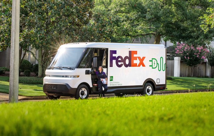 FedEx tracking app on mobile phone