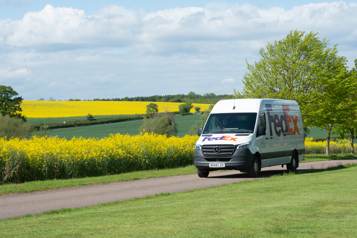 Worldwide Express Delivery Services for International Shipping | FedEx ...
