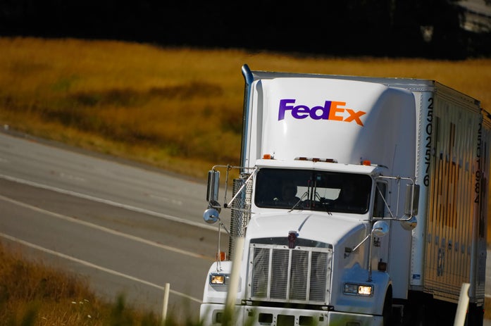 Courrier FedEx Freight avec colis