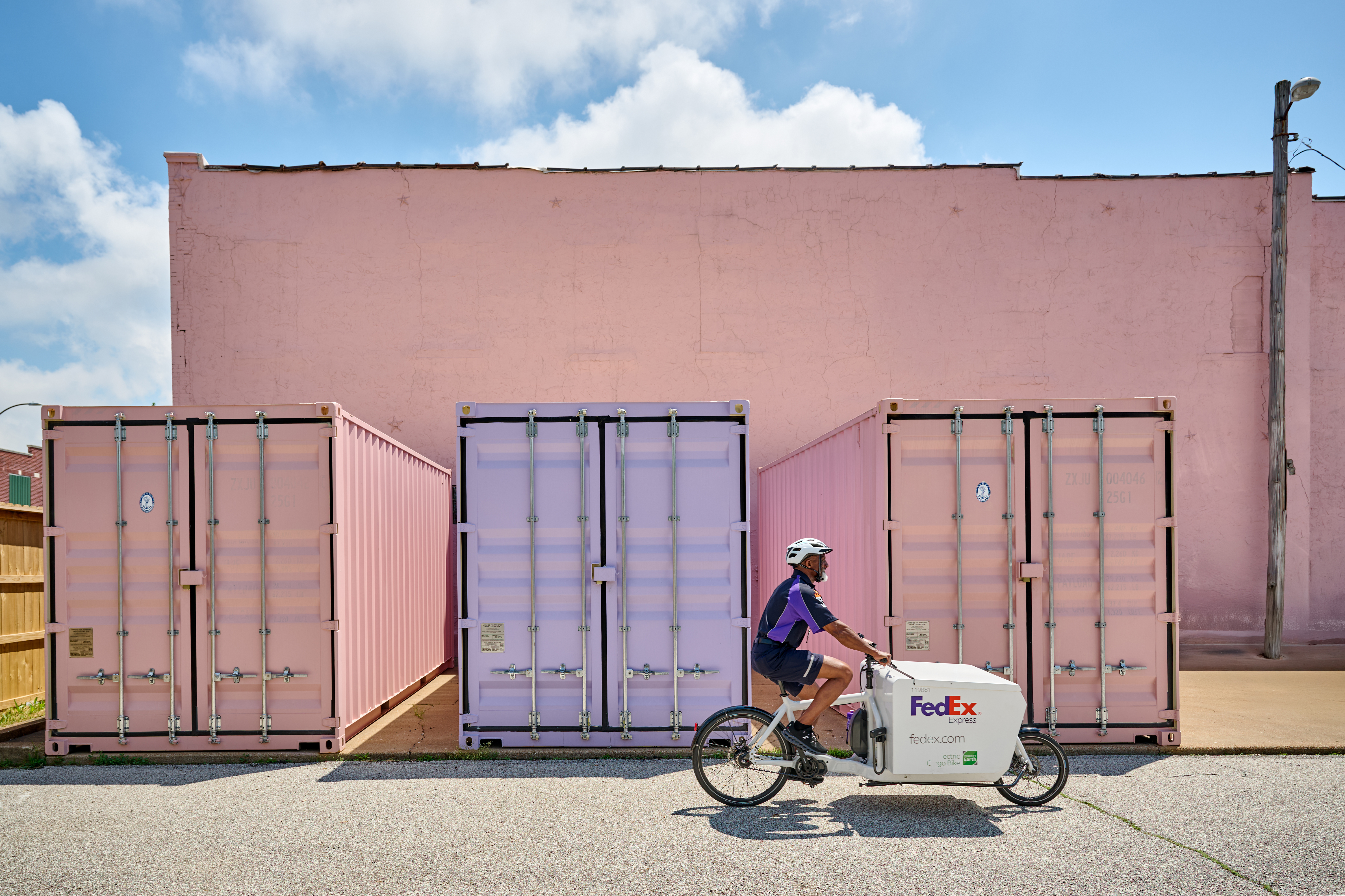 Optimize your shipping emissions strategy with help from connected logistics data