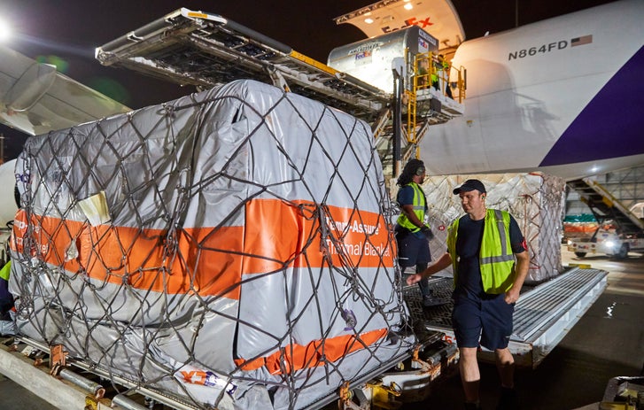 Technology and Electronics Shipping for Businesses | FedEx