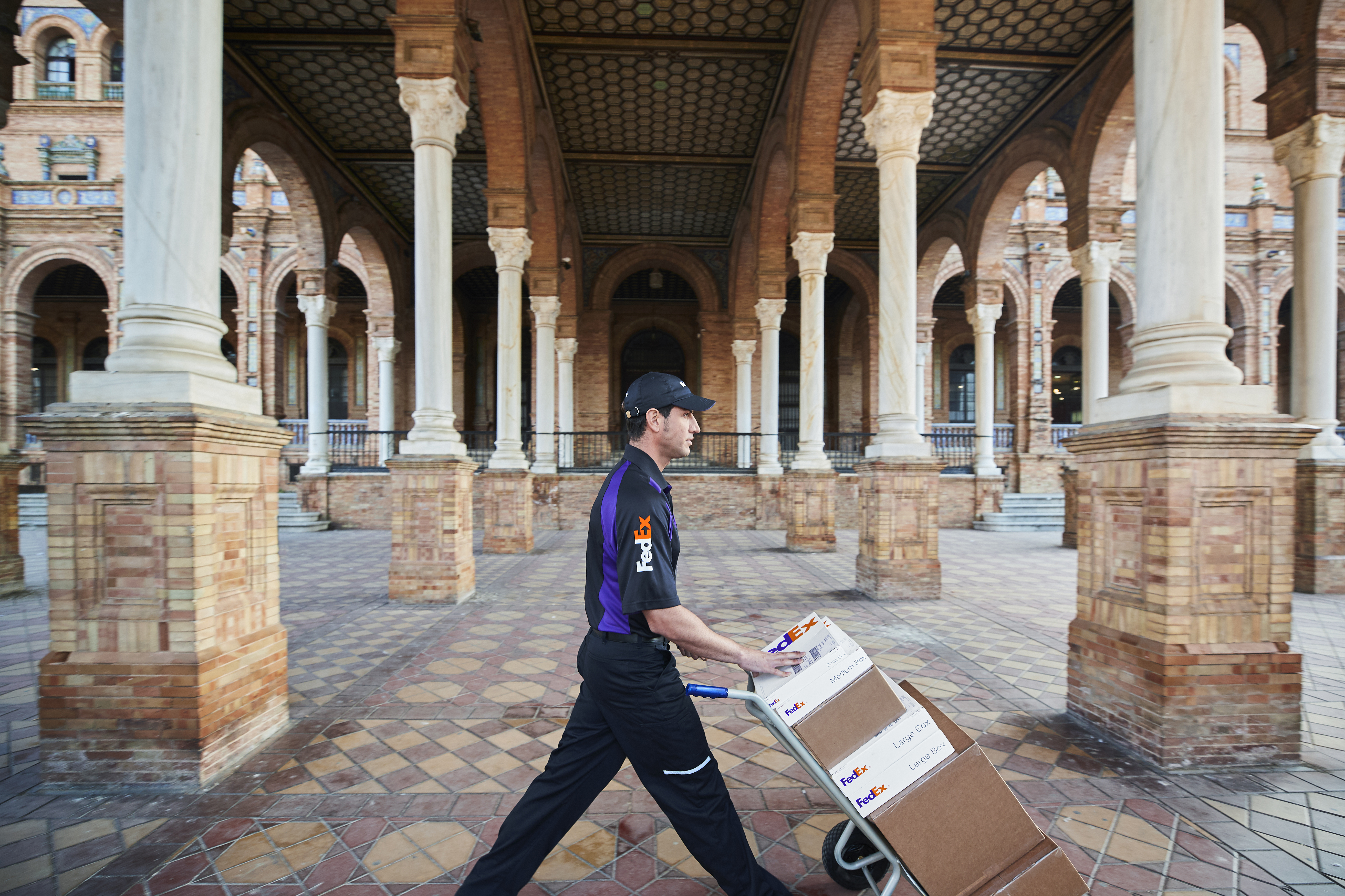 Discover our fast international services