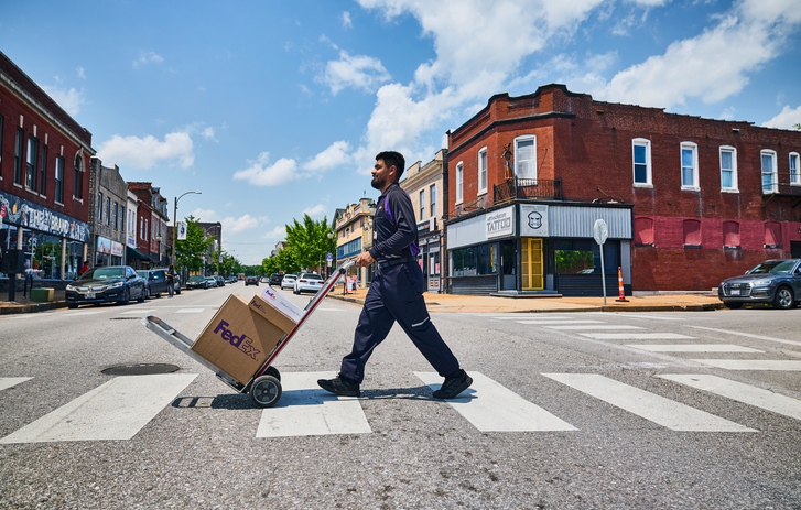FedEx | Express Delivery, Courier & Shipping Services | Bahrain