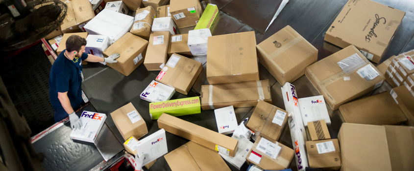 Cajas de FedEx