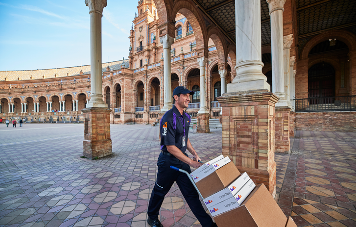 FedEx | Express Delivery, Courier & Shipping Services | Bahrain