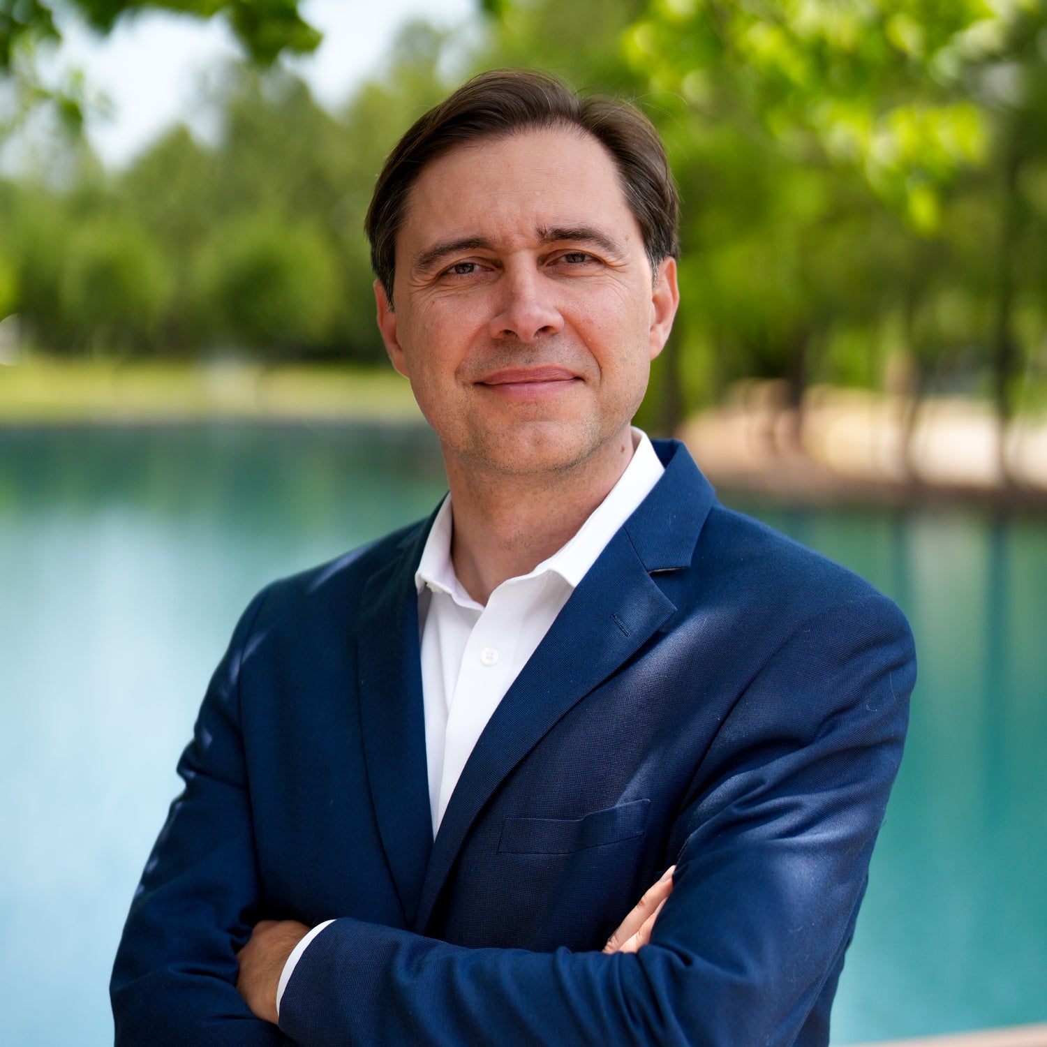 Dr. Milos Milosevic