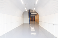 An empty arch with white lining