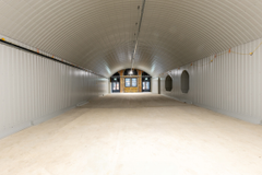 An empty arch with white lining