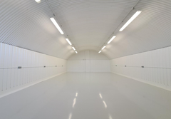 An empty arch with white lining