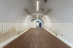 An empty arch with white lining